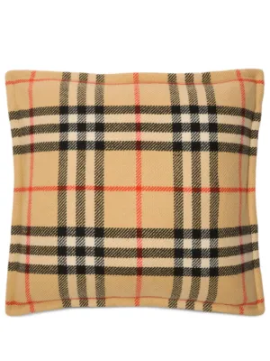 Burberry Cushions for Women - Shop on FARFETCH
