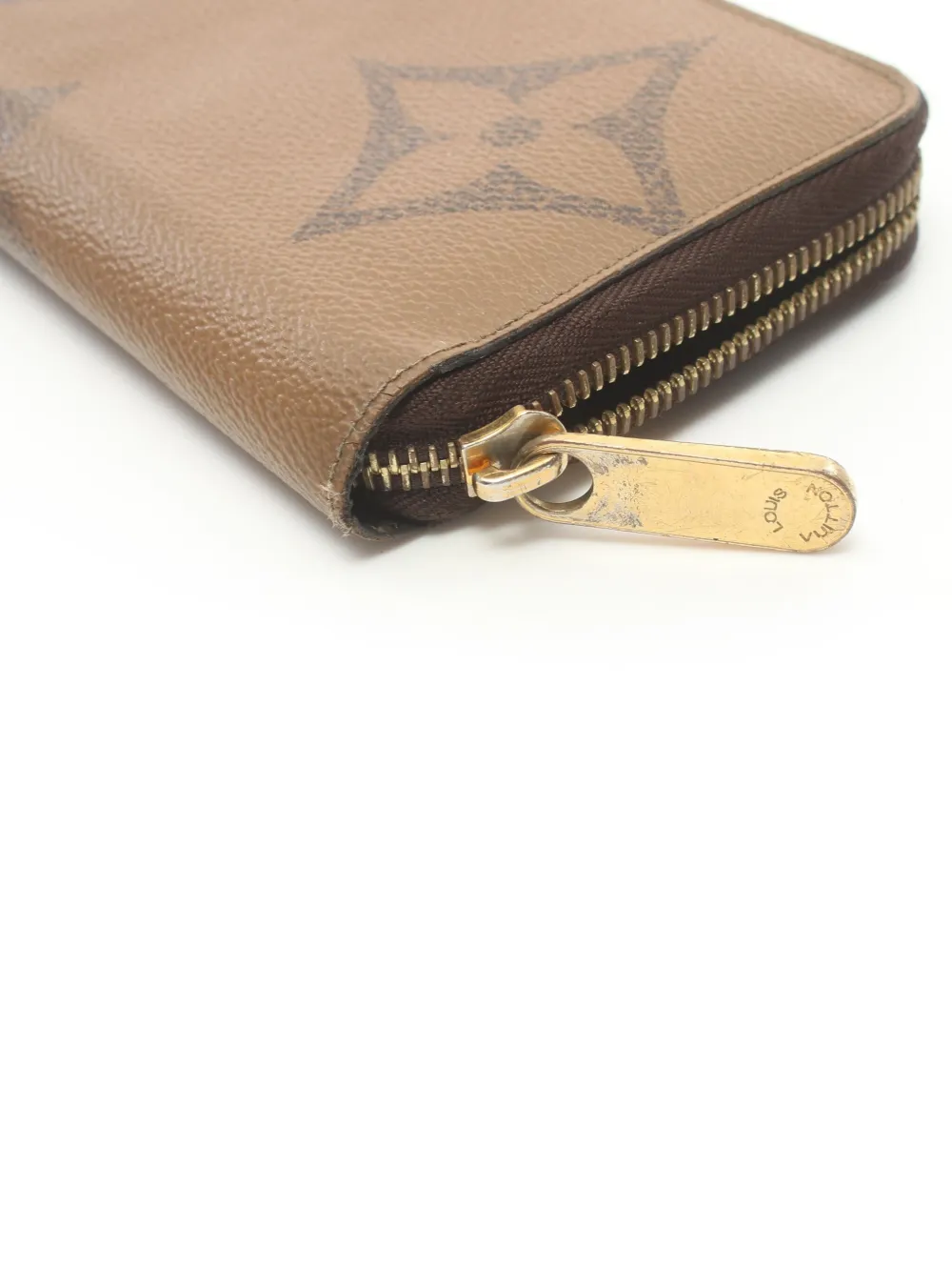 Pre-owned Louis Vuitton 2020 Zippy Zip-around Wallet In Neutrals
