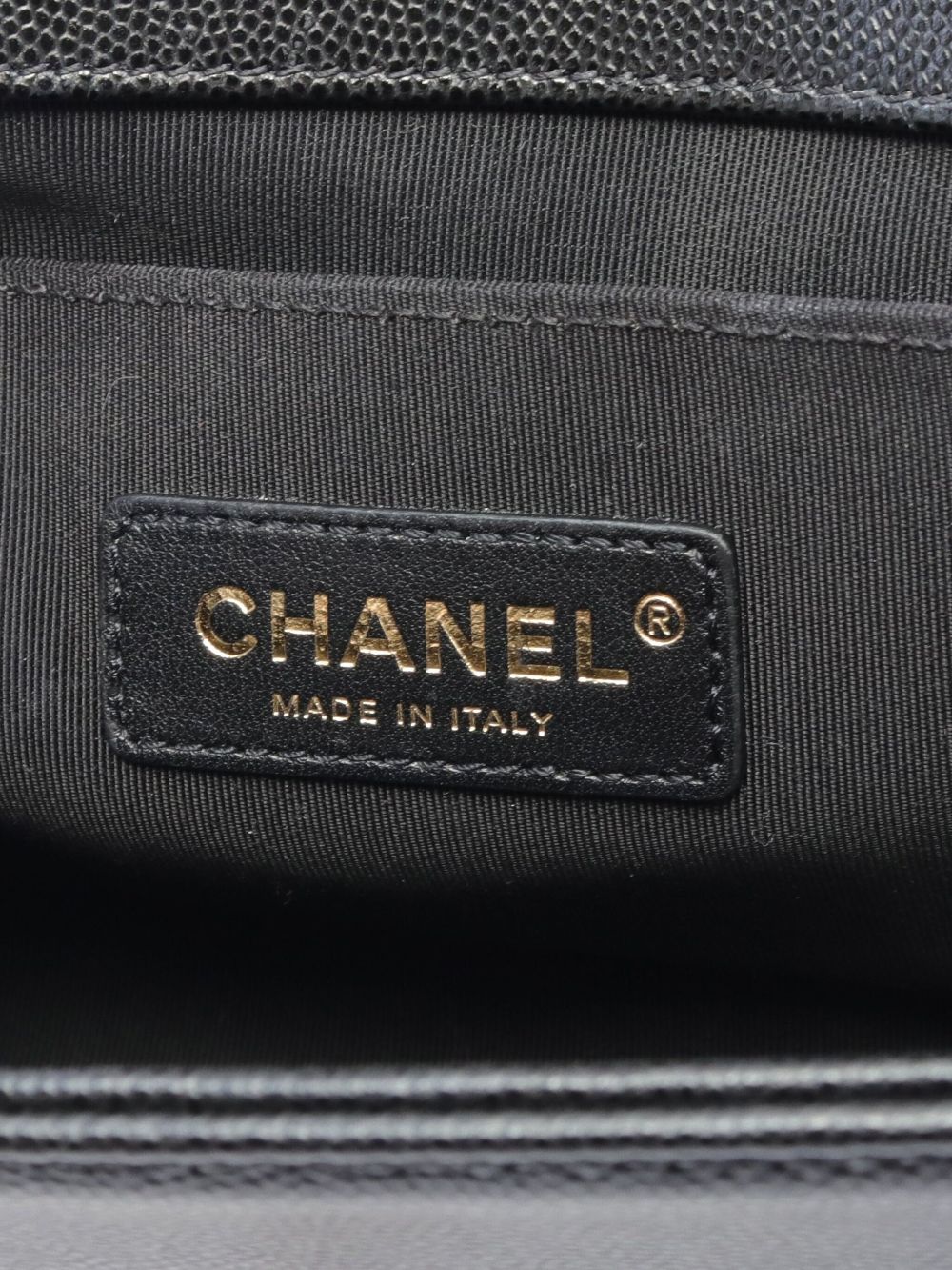 CHANEL 2019 medium Boy Chanel shoulder bag Women