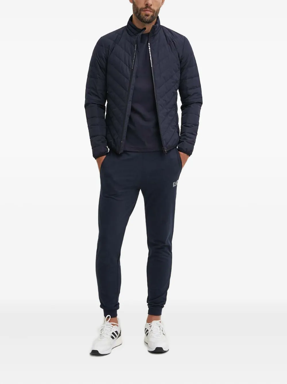 Ea7 Emporio Armani chamarra capitonada con cierre | Chamarras con plumón y capitonadas | Image 2