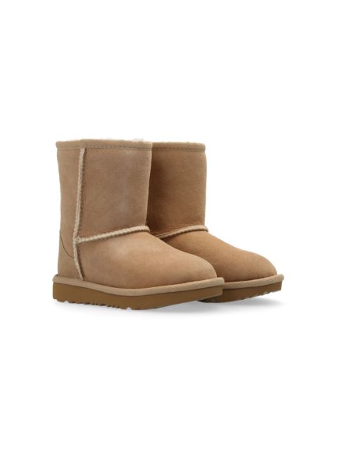 UGG Kids بوت 'كلاسيك ll'