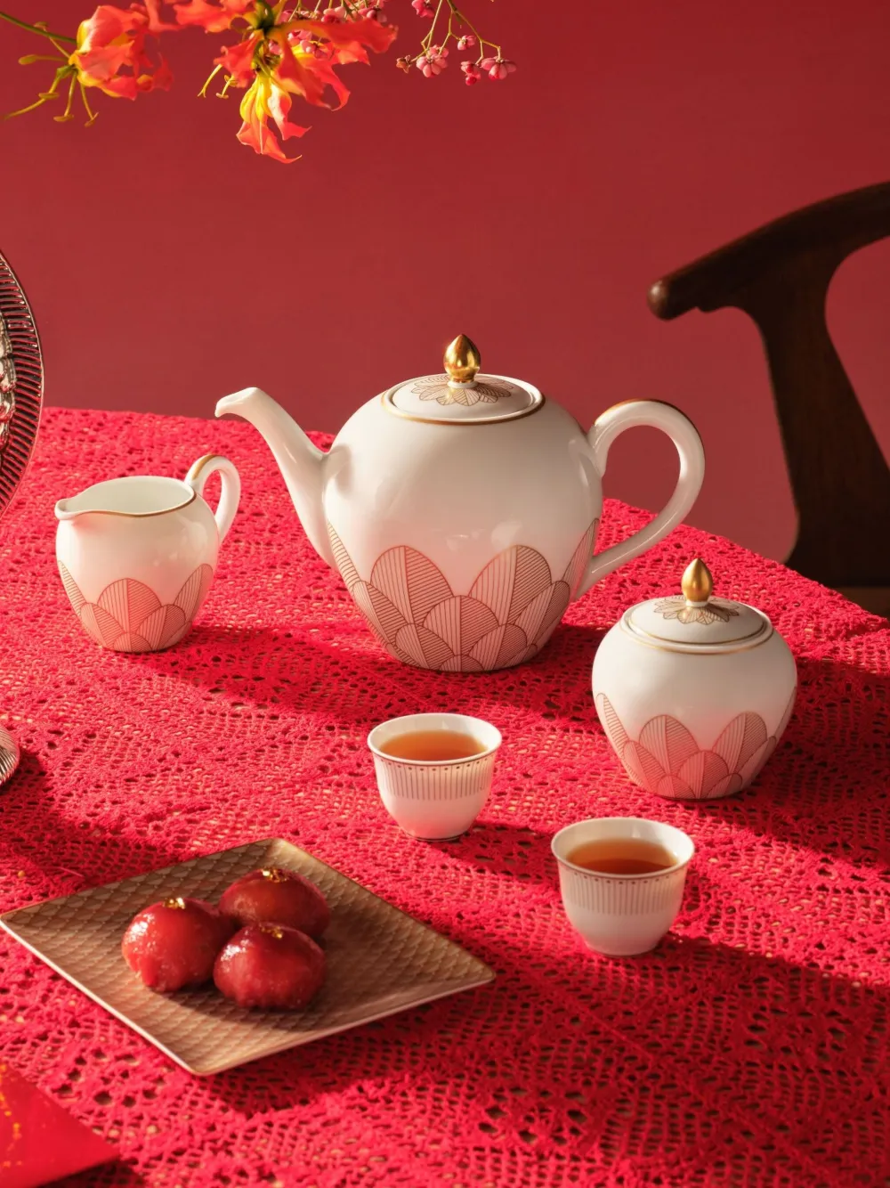 Christofle Malmaison Tea And Coffe Cups Set In Weiss