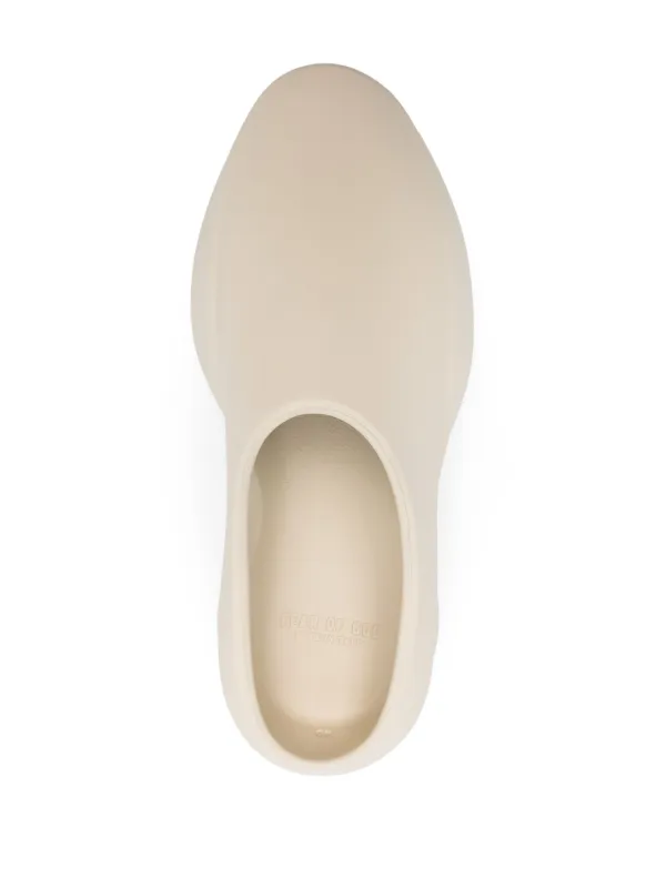 Fear Of God EVA Runner Slides | Neutrals | FARFETCH IL