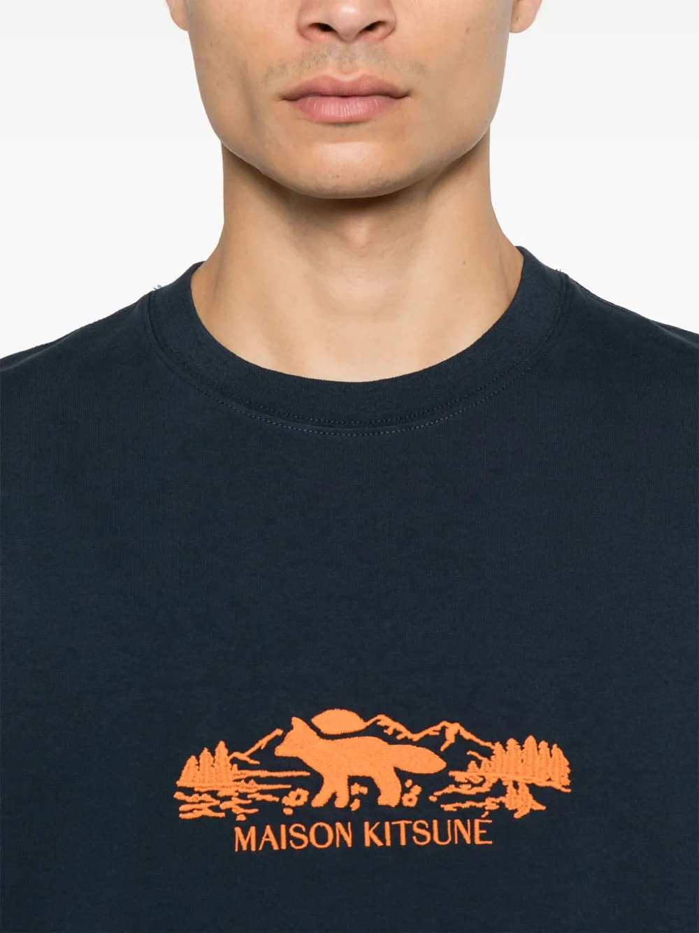 Maison Kitsuné Outdoor Profile Fox T-shirt Blauw