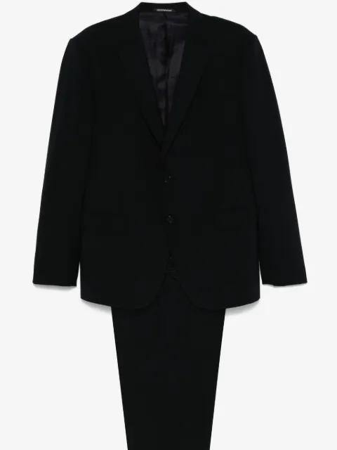 Emporio Armani traje con botones