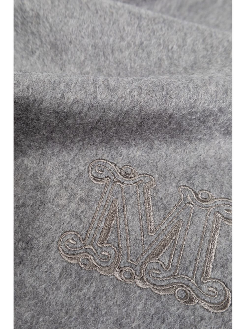 Max Mara logo-embroidered scarf Women