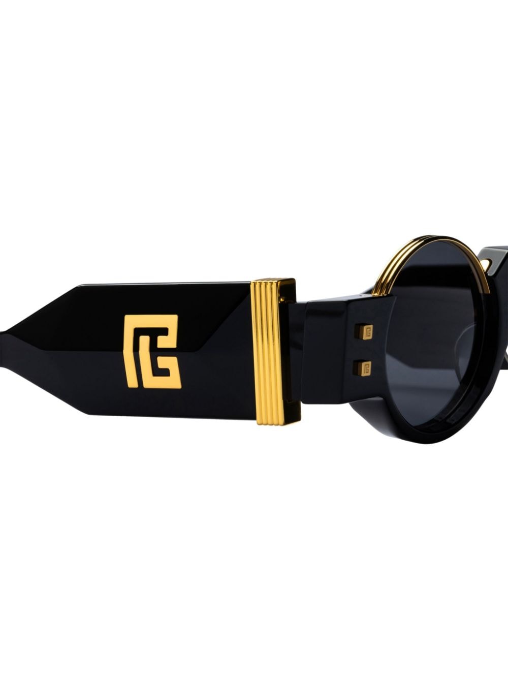 Shop Balmain Eyewear Olivier Ii Sunglasses In ブラック