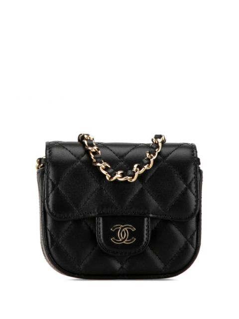 CHANEL 2021 CC Quilted Lambskin Flap Card Holder On Chain crossbody bag Women