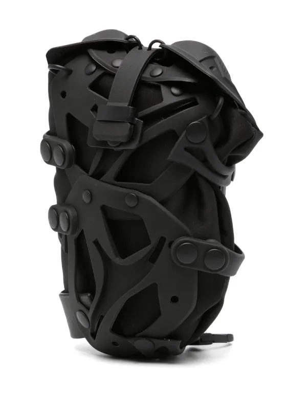 INNERRAUM I31 FUNCASE 3Dプリントされたパッケージ Innerraum I31 Funcase メッセンジャーバッグ | ブラック | FARFETCH JP