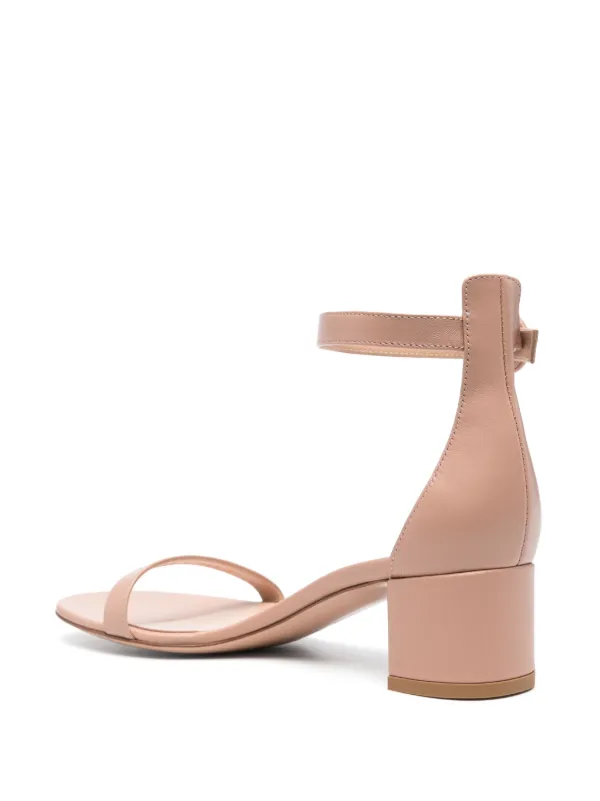 Gianvito Rossi Gaeta 45mm サンダル | ニュートラル | FARFETCH JP