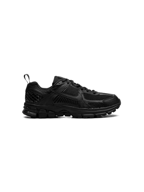 Nike KIDS ZOOM Vomero 5 Triple Black 7Y