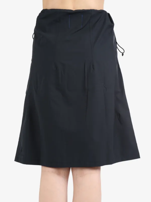 ASICS Novalis Liatrisory Wrap Skirt - Anthracite | UP THERE