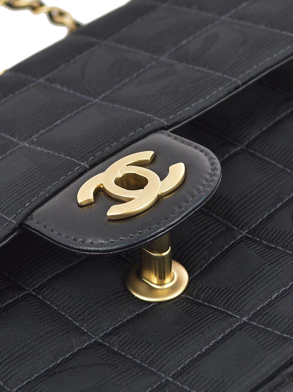 CHANEL 2005 Travel Line shoulder bag Women