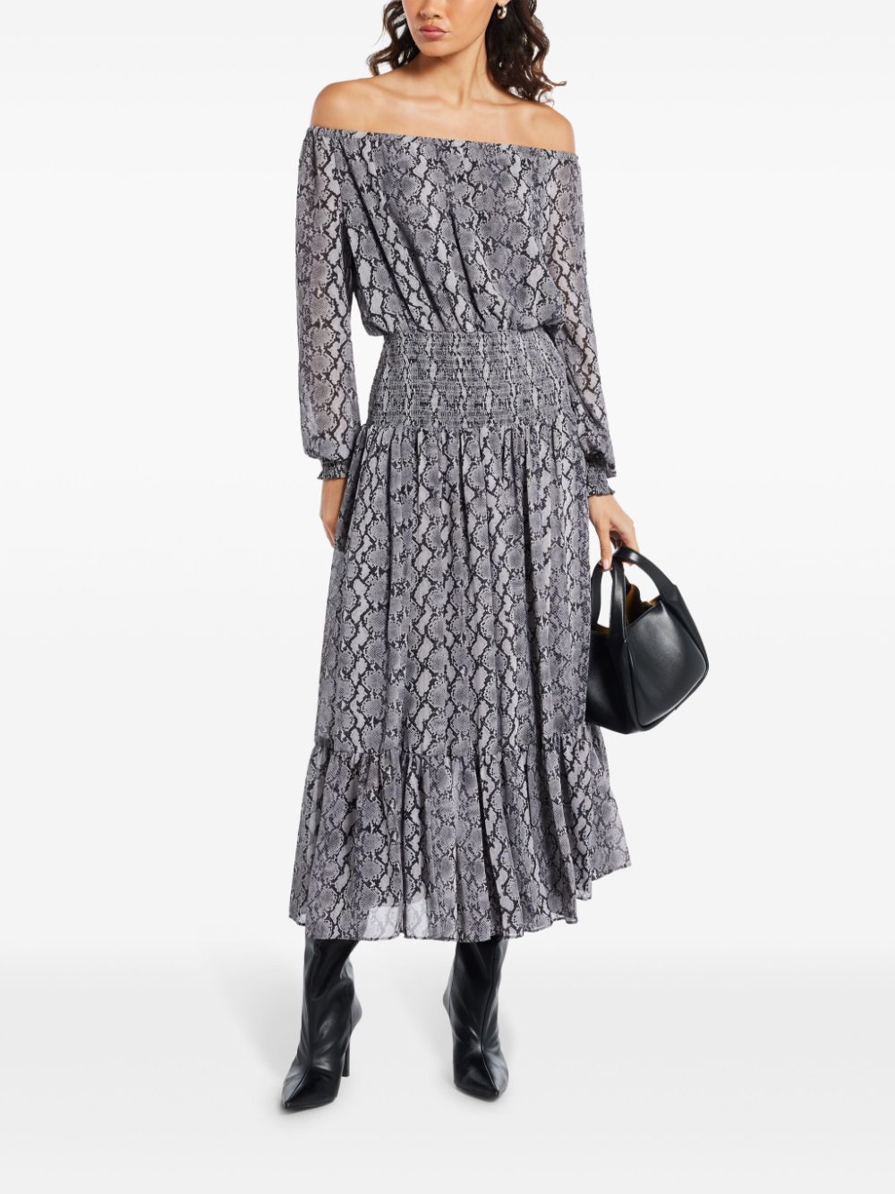 Michael Kors boat-neck smocked maxi dress - Grijs