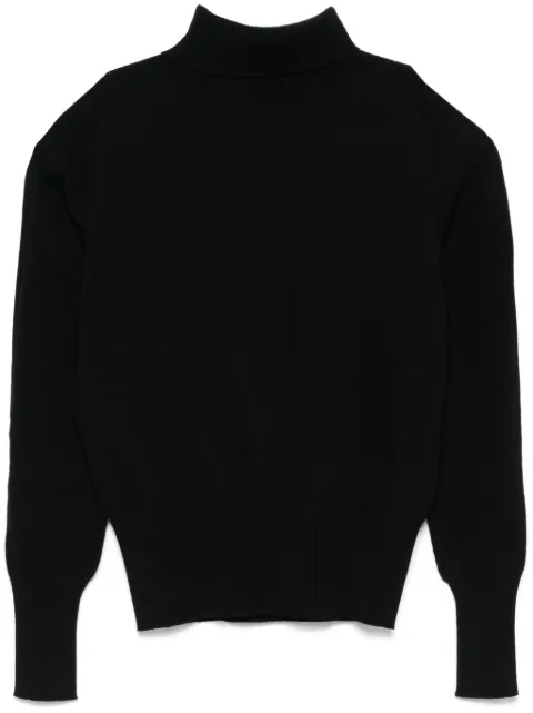 D.Exterior turtleneck sweater