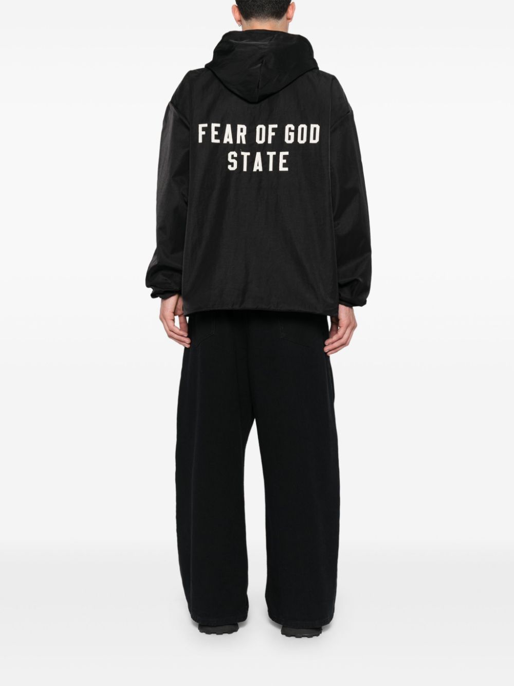 FEAR OF GOD ESSENTIALS Jack met geborduurd logo - Zwart