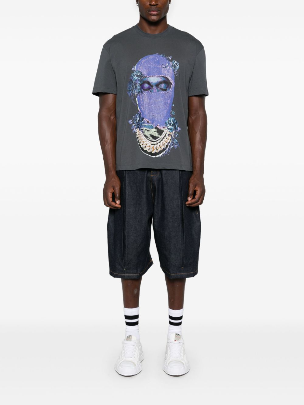 Shop Ih Nom Uh Nit Rose Mask-print T-shirt In Grey