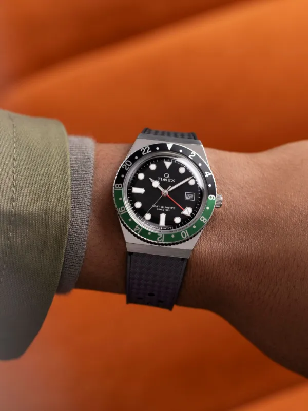 TIMEX Q Timex GMT 38mm 腕時計 | ブラック | FARFETCH JP