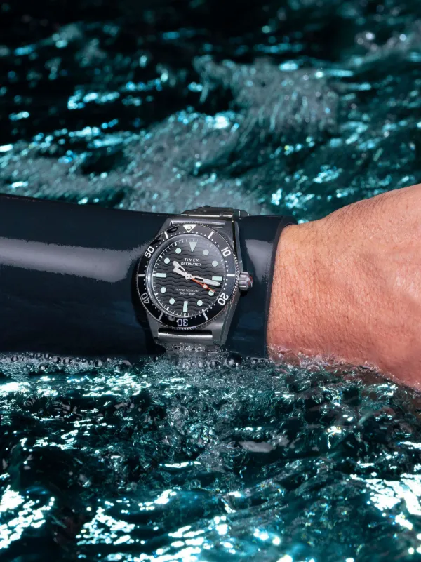 TIMEX ディープウォーター リーフ 200 腕時計 | シルバートーン