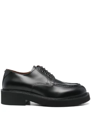 【ヴァレンティノ】ダービーシューズ ツヤレザー スタッズ 厚底 新品メンズヴァレンティノ VALENTINOロック スタッズ厚底レザー