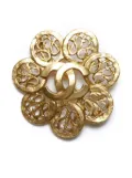 CHANEL Pre-Owned 1995 CC brooch - Gold