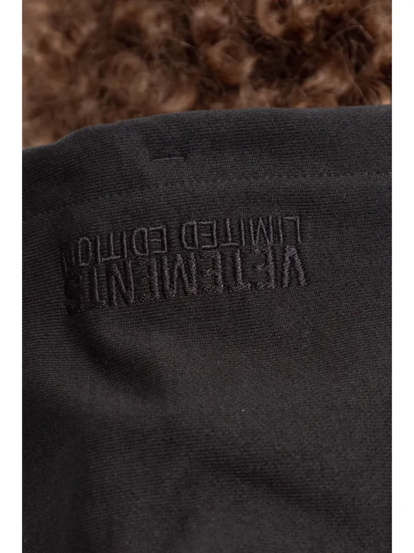 VETEMENTS クロップド ボンバージャケット | ブラック | FARFETCH JP VETEMENTS クロップド ボンバージャケット | ブラック | FARFETCH JP