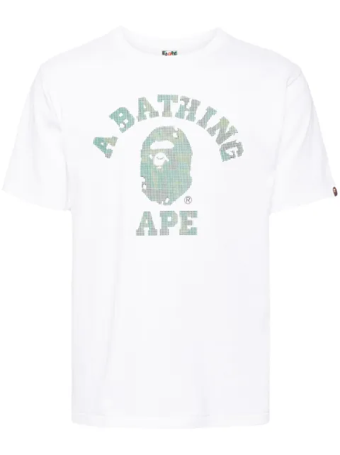 A BATHING APE® playera con logo estampado