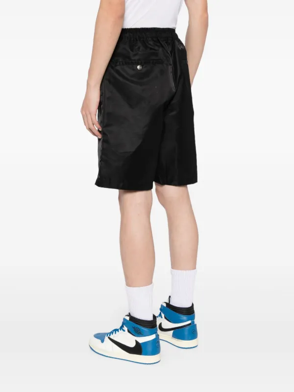 A BATHING APE® ロゴ ショートパンツ | ブラック | FARFETCH JP