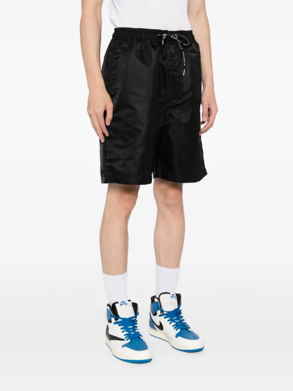 A BATHING APE® ロゴ ショートパンツ | ブラック | FARFETCH JP