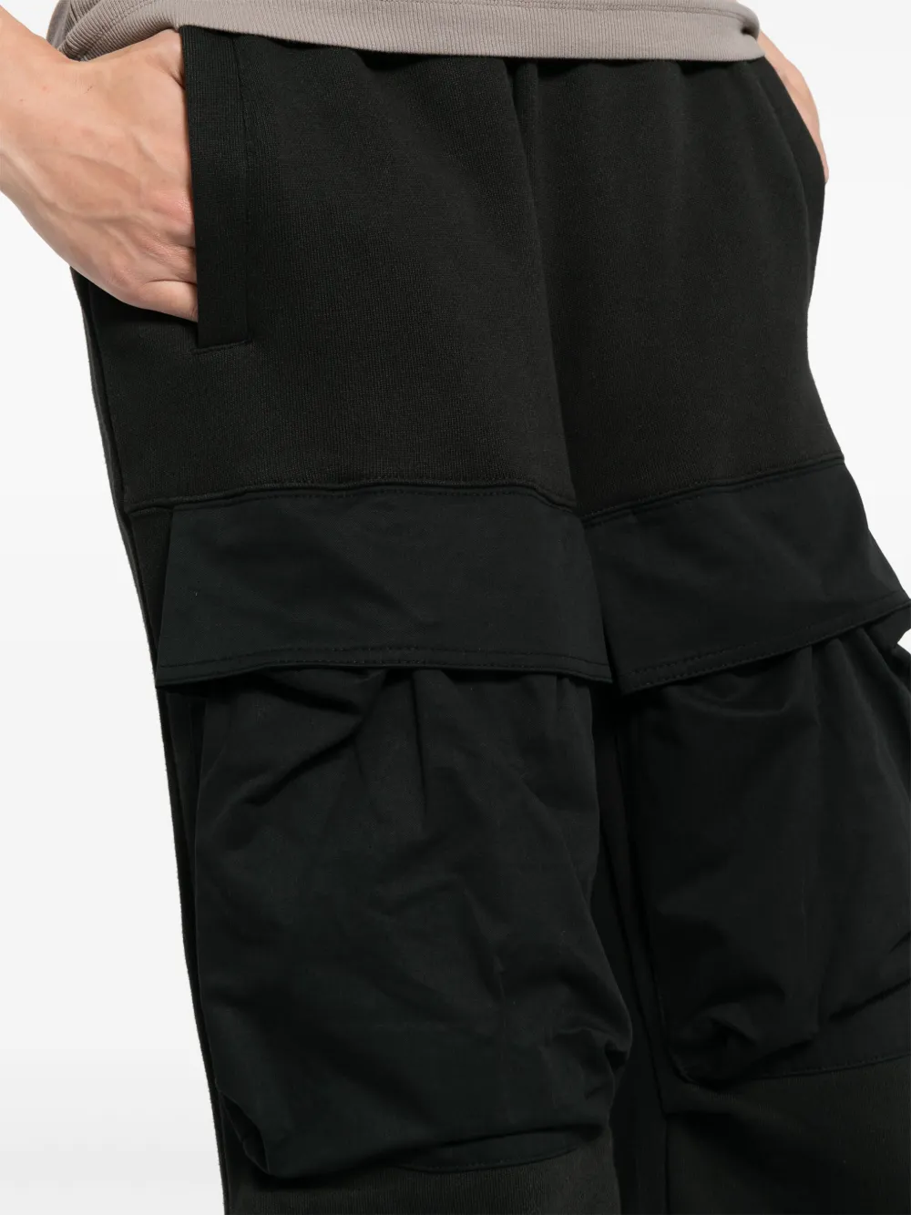 ENTIRE STUDIOS Utility Track Pants | Black | FARFETCH JO