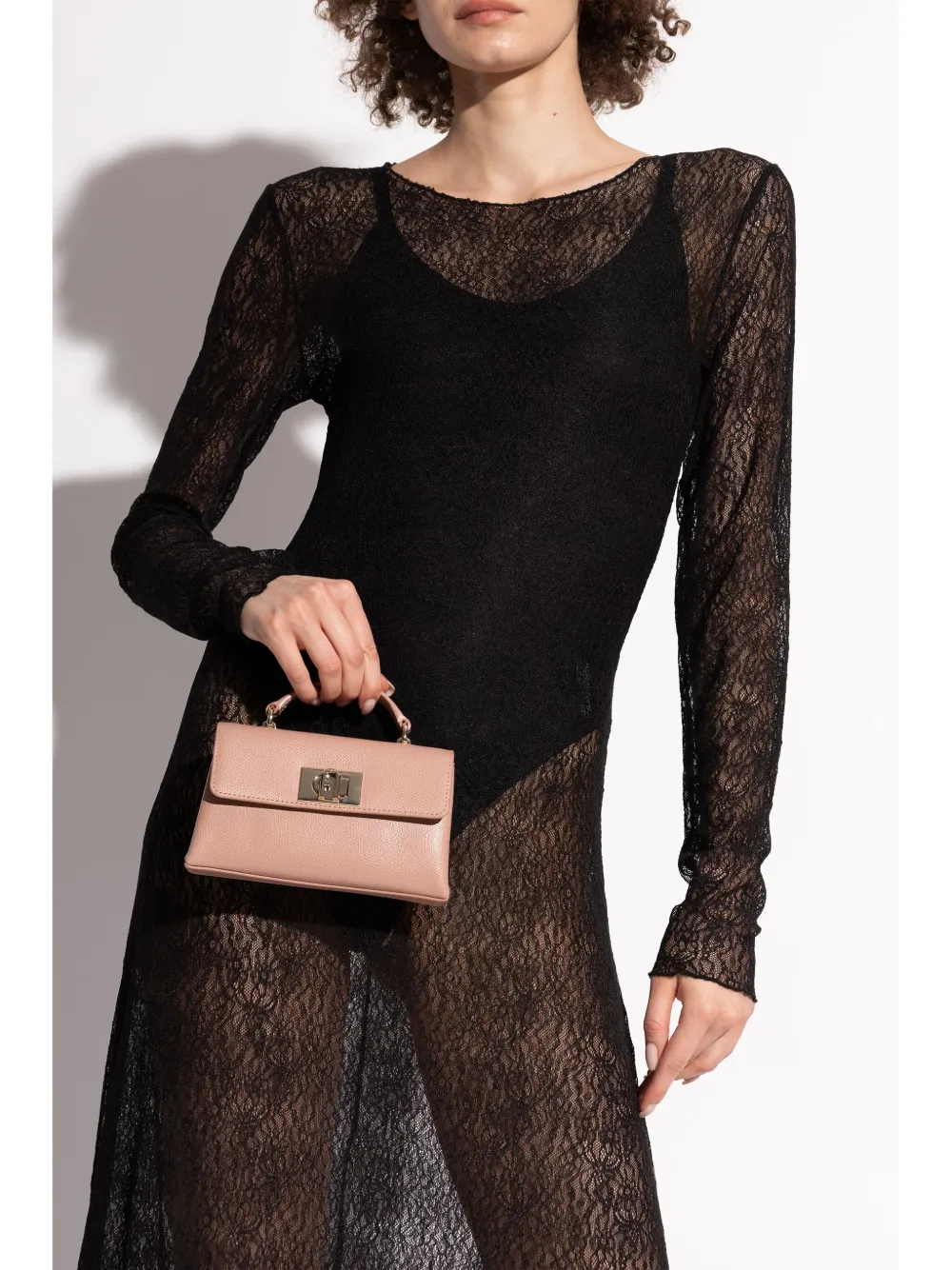 Furla logo-buckle chain-link tote bag | Image 2