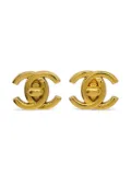 CHANEL Pre-Owned 1997 gold-plated turnlock earrings