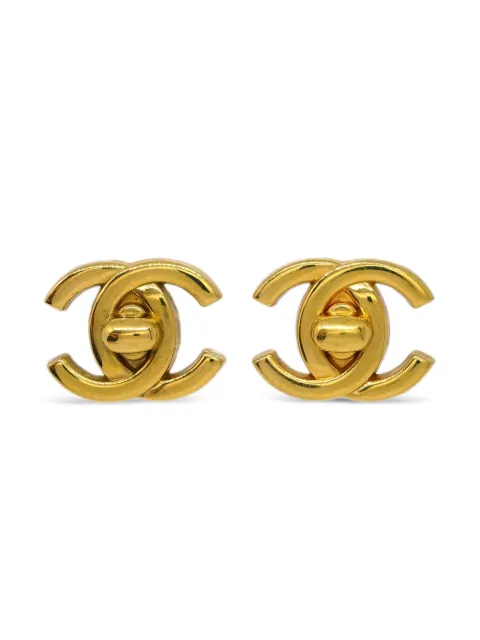 CHANEL Pre-Owned 1997 gold-plated turnlock earrings
