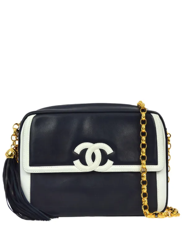 CHANEL Pre Owned 1992 CC tassel detail Camera Bag Black FARFETCH IE