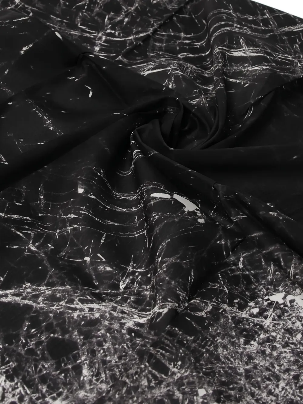 Alexander McQueen Smashed Screen scarf | Image 2