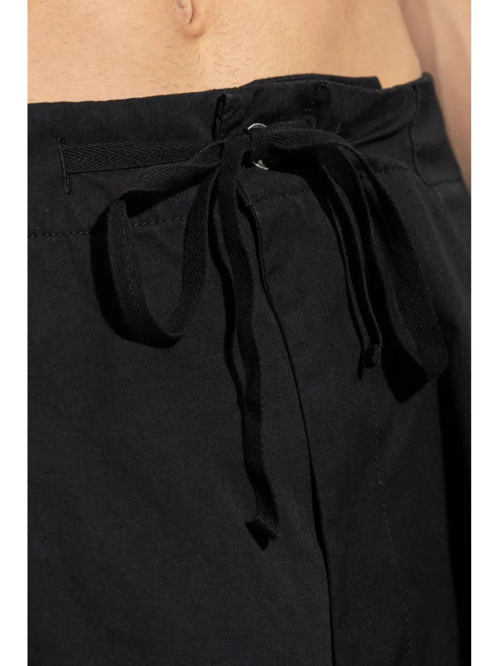 Alexander Mcqueen Pleated Cargo Trousers In Black