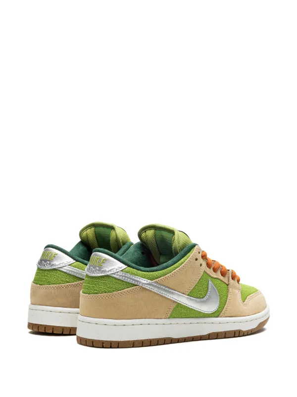 Nike SB Dunk Low 