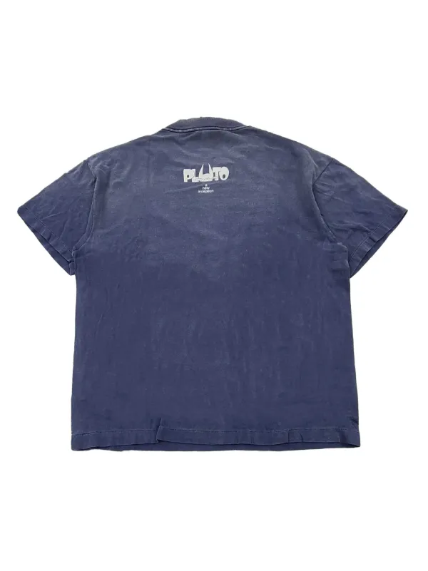 【国内買付】SAINT Mxxxxxx × PLUTO プリントTシャツ 国内買付】SAINT Mxxxxxx × PLUTO プリントTシャツ (Saint