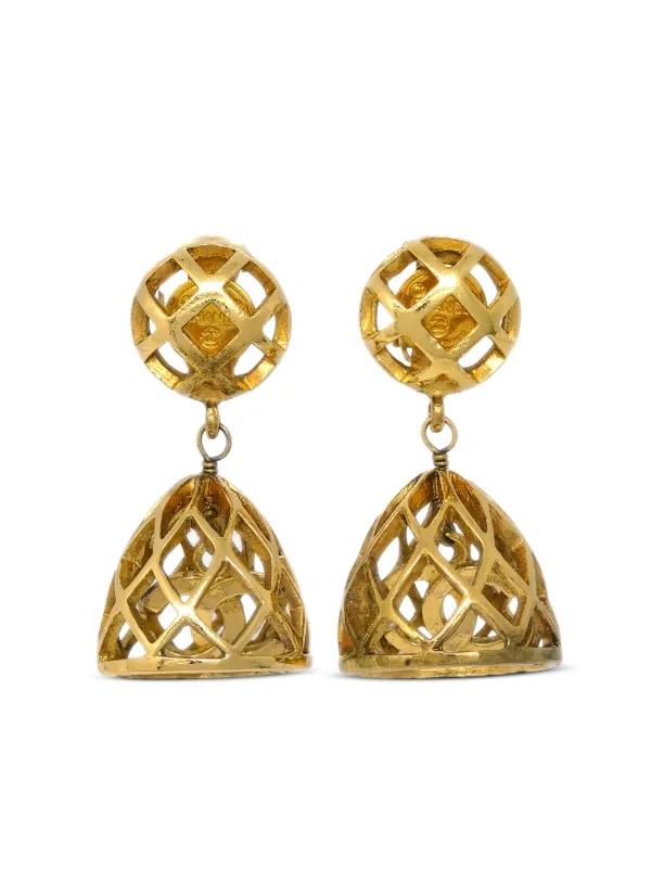 Chanel Pre-owned 1990-2000s Birdcage Clip-on Earrings in Gold