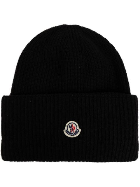 Moncler gorro con parche del logo