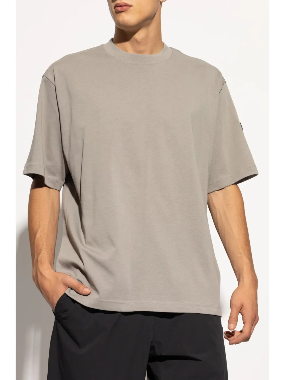 Moncler T-shirt met logopatch Grijs