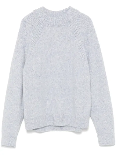 Closed sweater