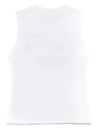 25138645_56217635_322.jpg
