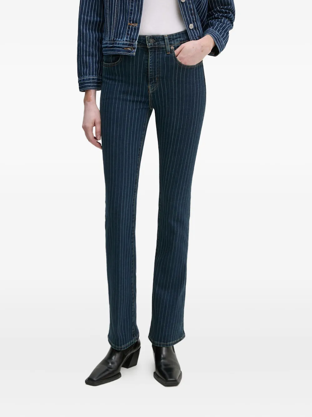 Levi's 725 Jeans In Blue
