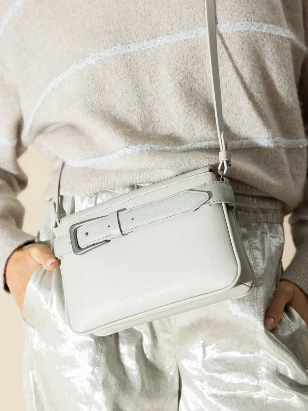BRUNELLO CUCINELLI BUCKLED LEATHER CROSSBODY BAG