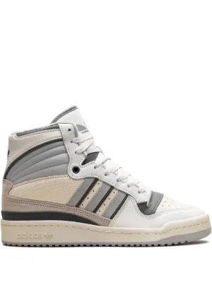Adidas Yeezy Yeezy 750 Boost スニーカー | グレー | FARFETCH JP