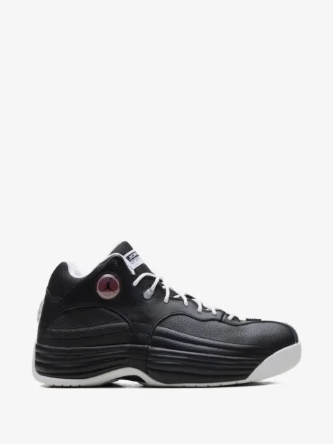 Jordan Jumpman Team 1 sneakers