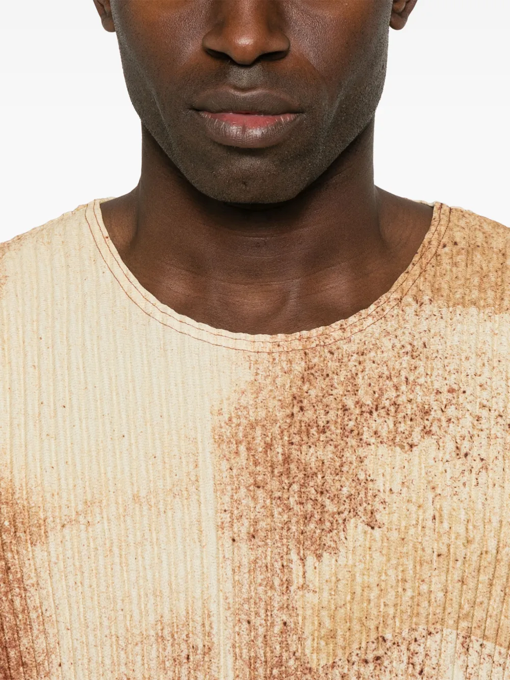 Homme Plissé Issey Miyake Wind Walk T-shirt Bruin