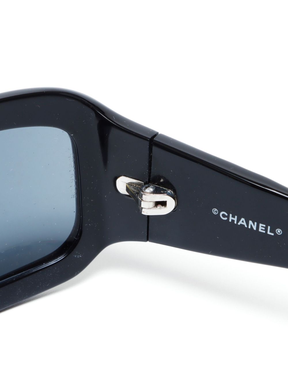 CHANEL 2000s rectangle-frame sunglasses Women