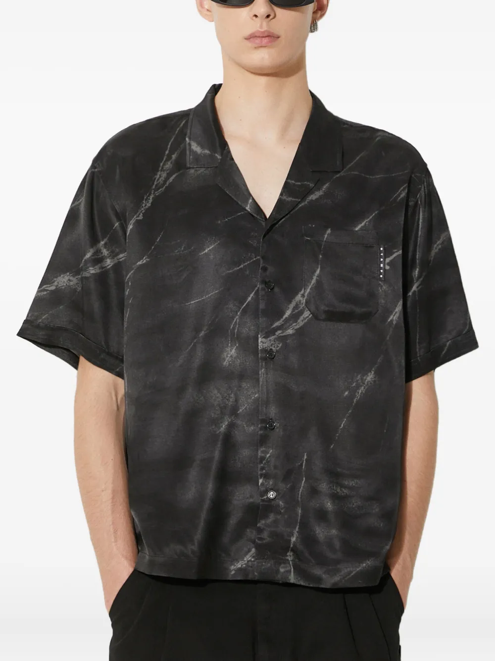 marble-print short-sleeve shirt